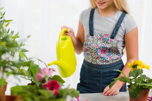 Jakie naturalne środki czystości warto stosować w pielęgnacji roślin ogrodowych?