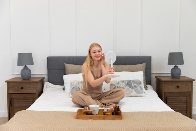 Jak wybrać idealne łóżko kontynentalne do sypialni?